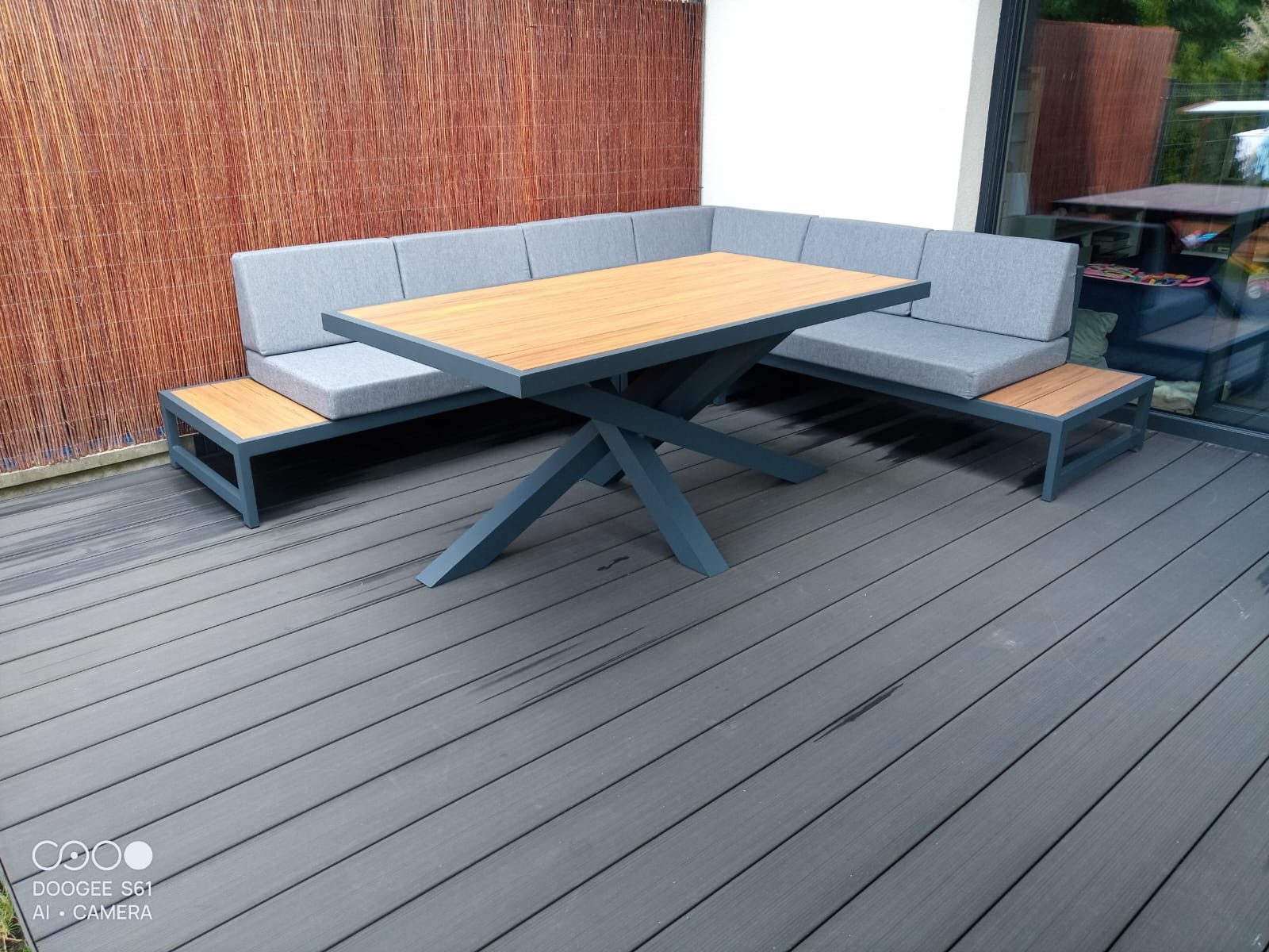 Zestaw mebli ogrodowych Madera 278 x 233 cm
